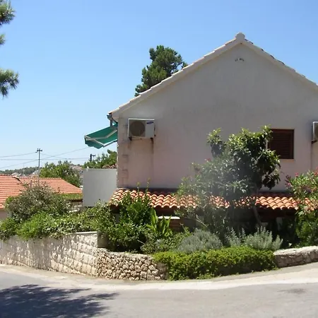 Apartment In With Sea View, Balcony, Air Conditioning, Wi-fi *