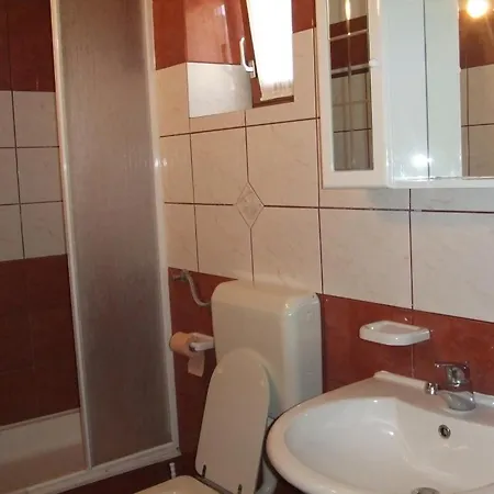 In With Sea View, Balcony, Air Conditioning, Wi-fi *